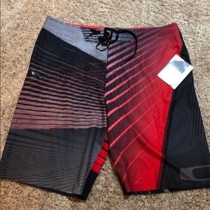Oakley board shorts size 36 new